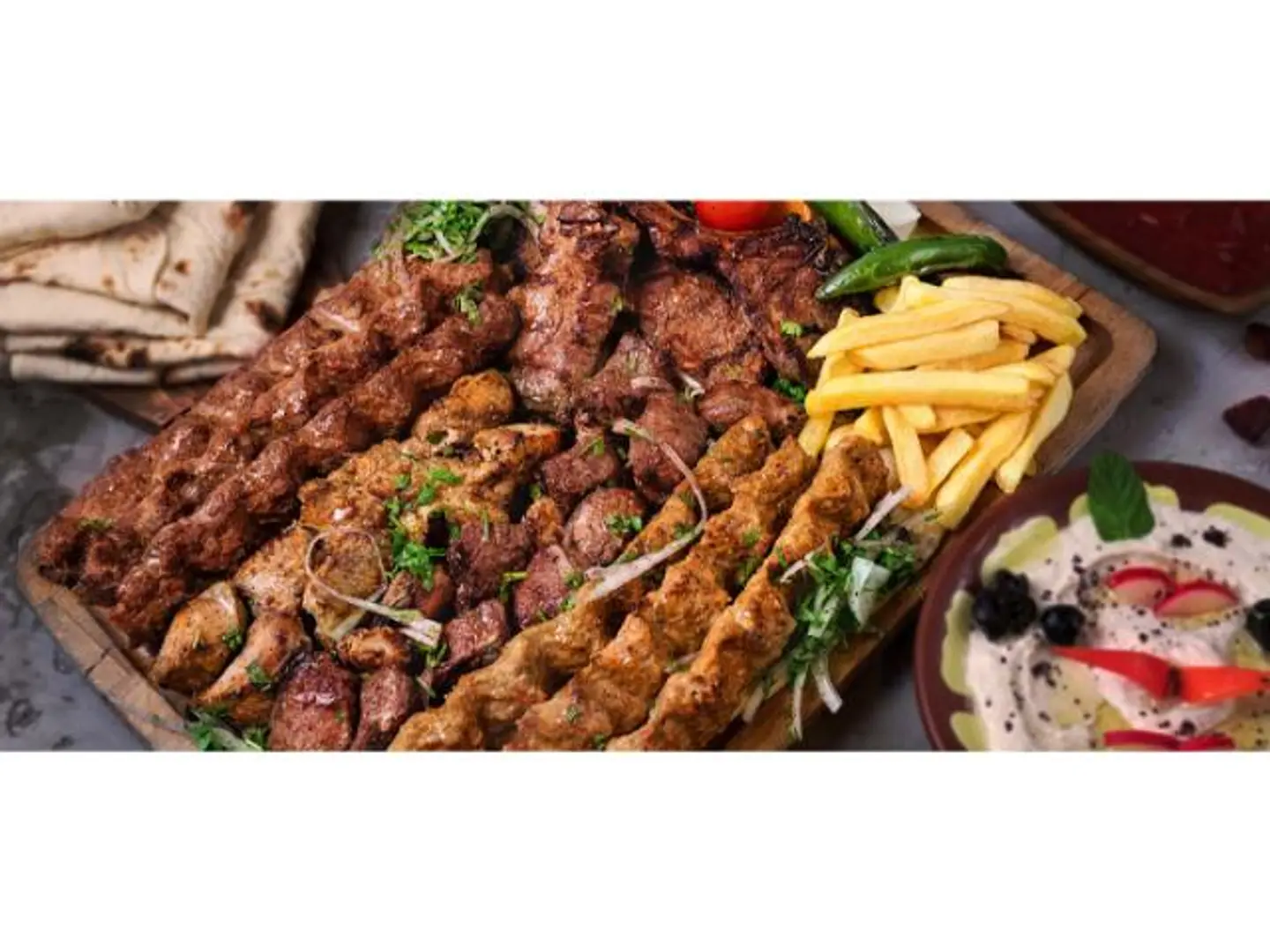 صحن مشاوي 12 سيخ