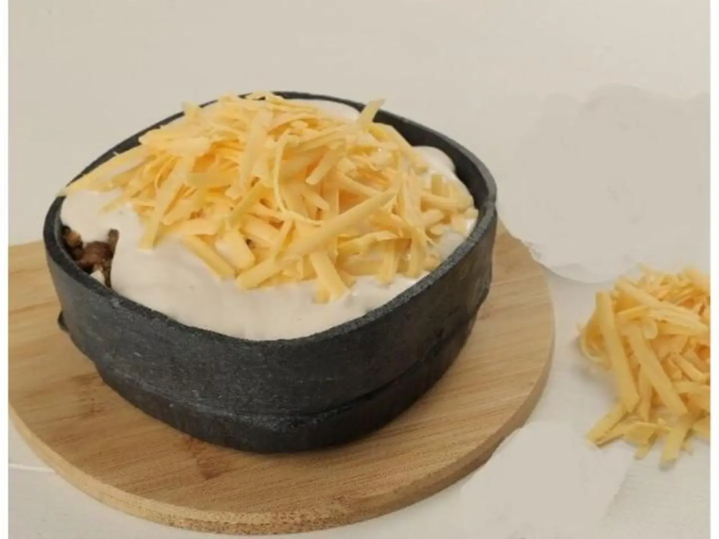 عريكة قشطة وجبنة