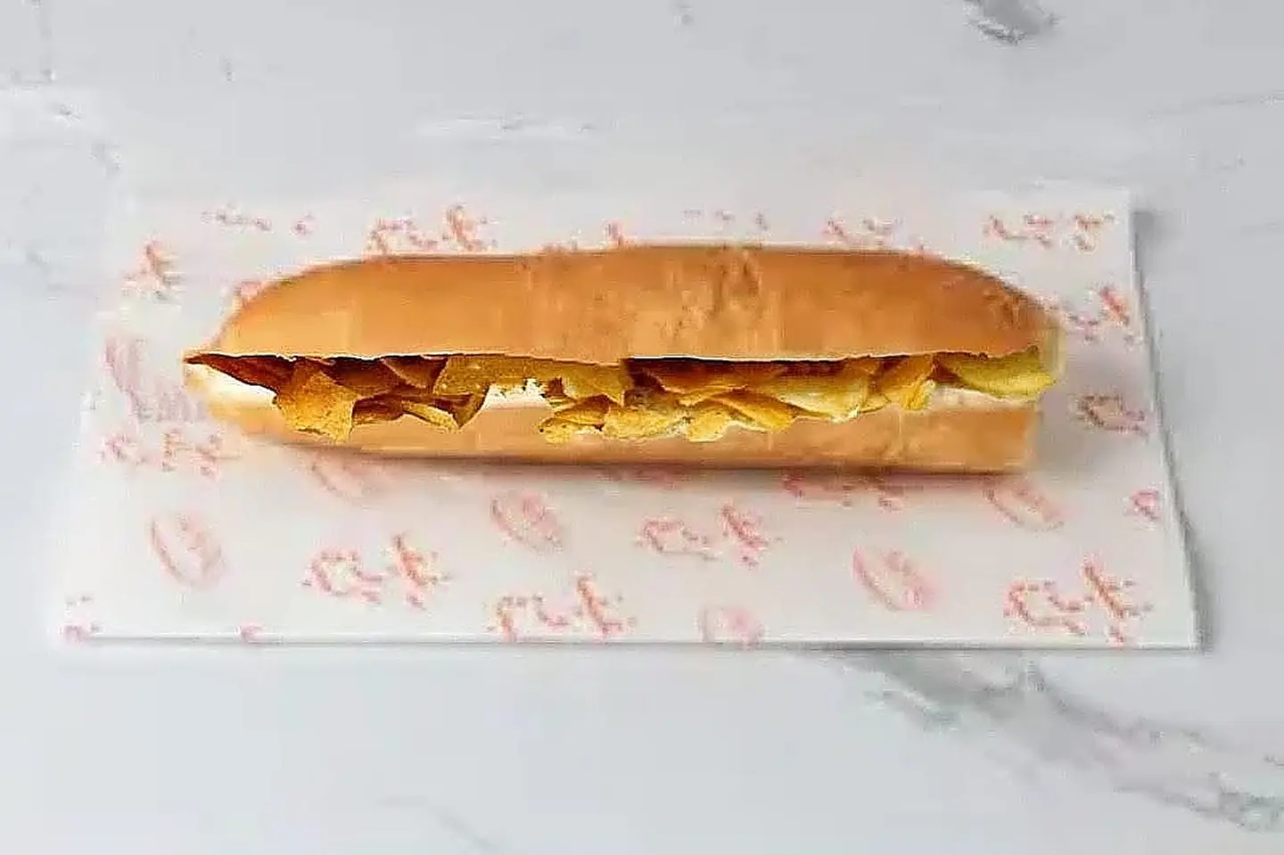 ساندوتش صامولي جبن وبطاطس عمان