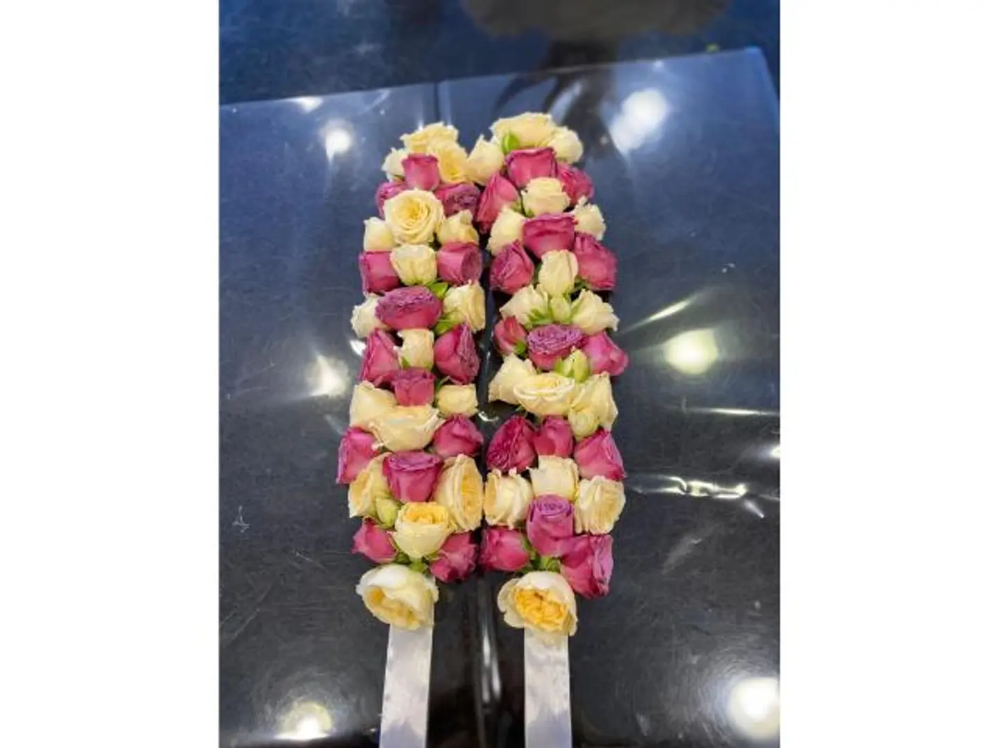 عقد ورد فخم