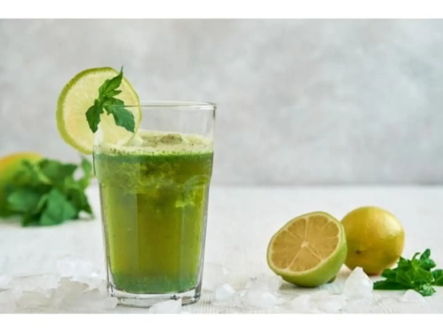 Lemon With Mint Juice