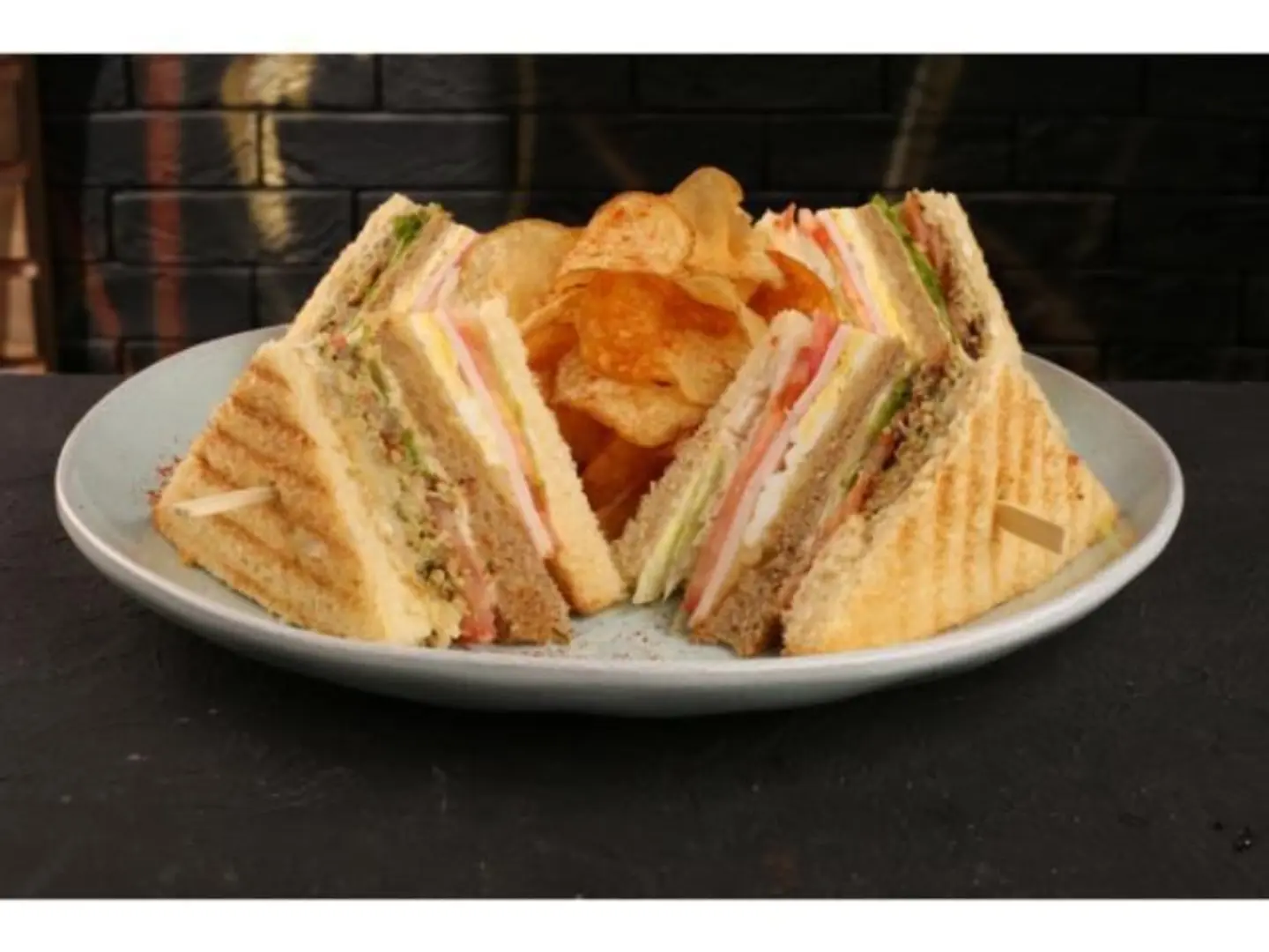 كلوب ساندويتش دجاج