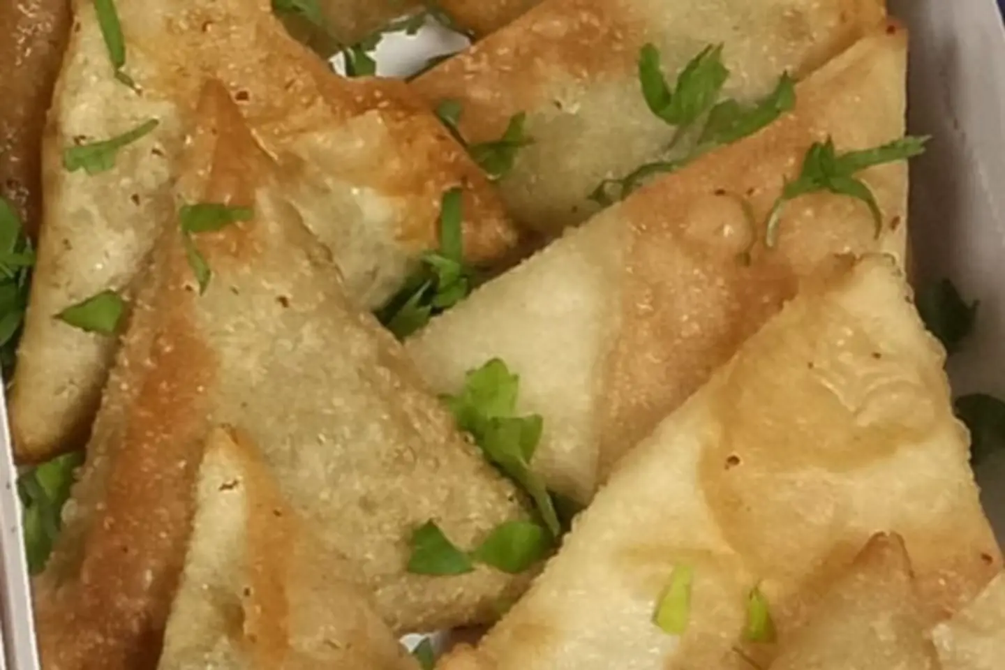 ١٢ حبه سمبوسة دجاج