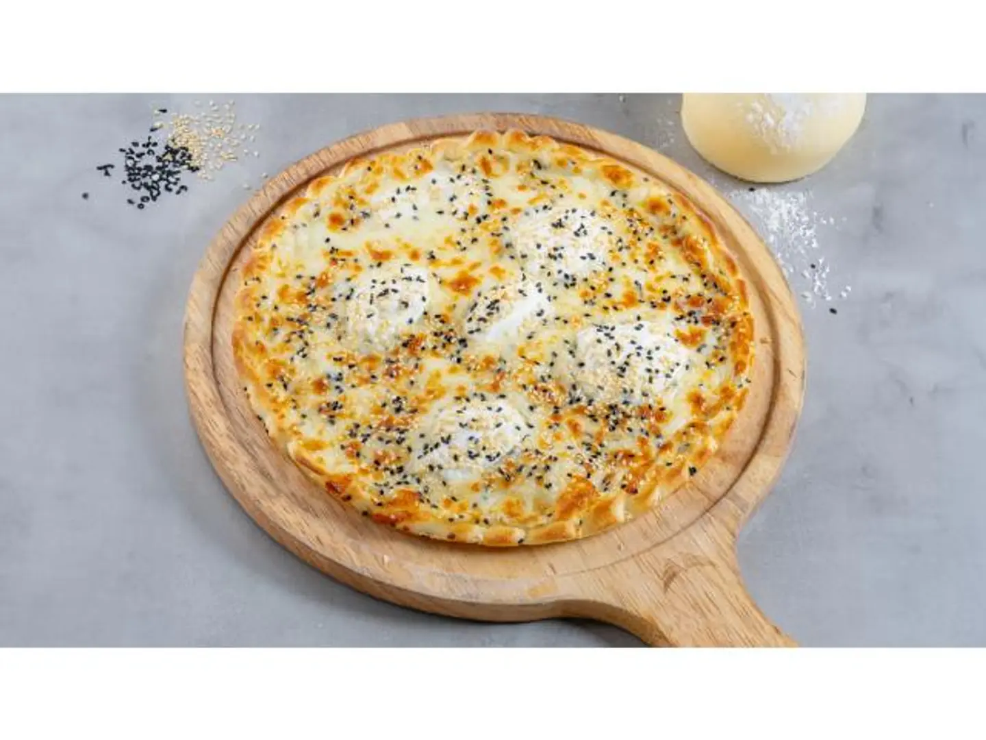 Small Ash Albulbul Pizza