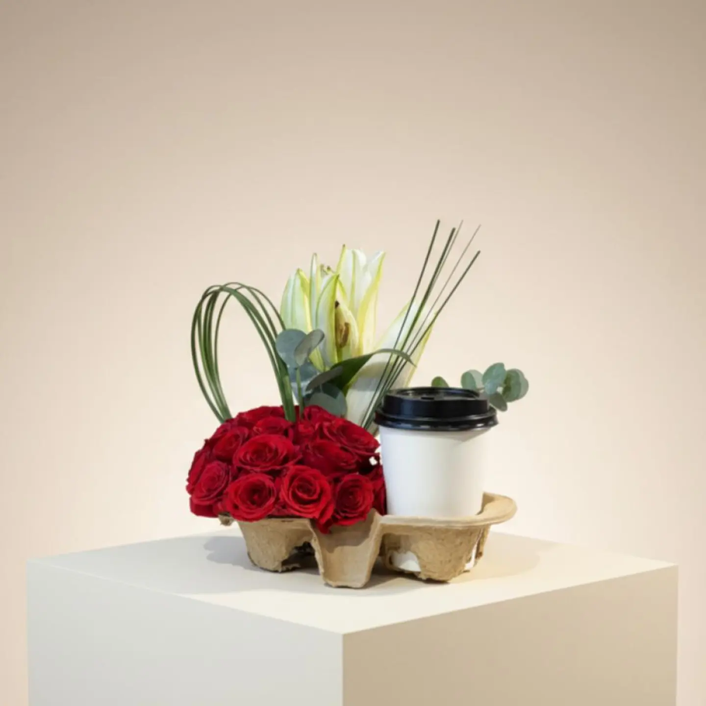 ورد وقهوة بتنسيق مميز