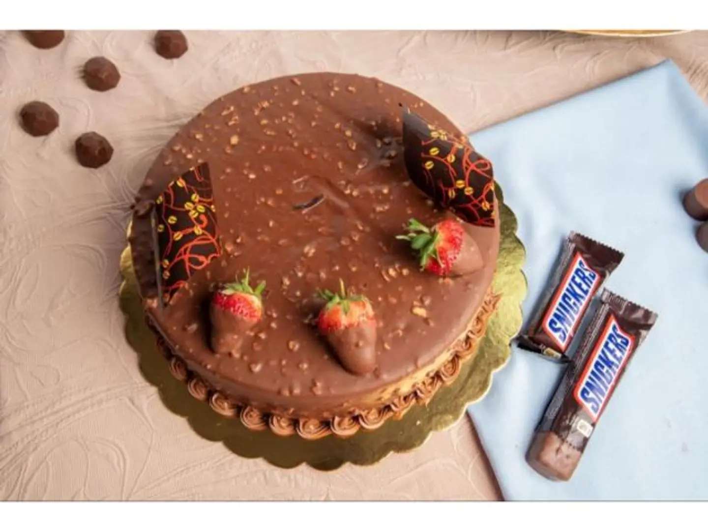 Snickers Cake