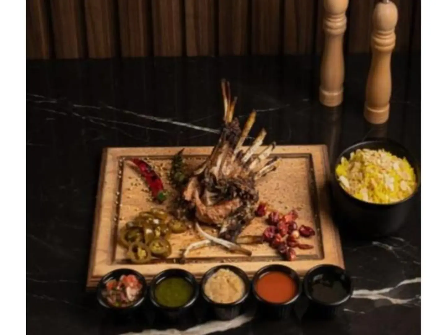 ريش غنم مدخن