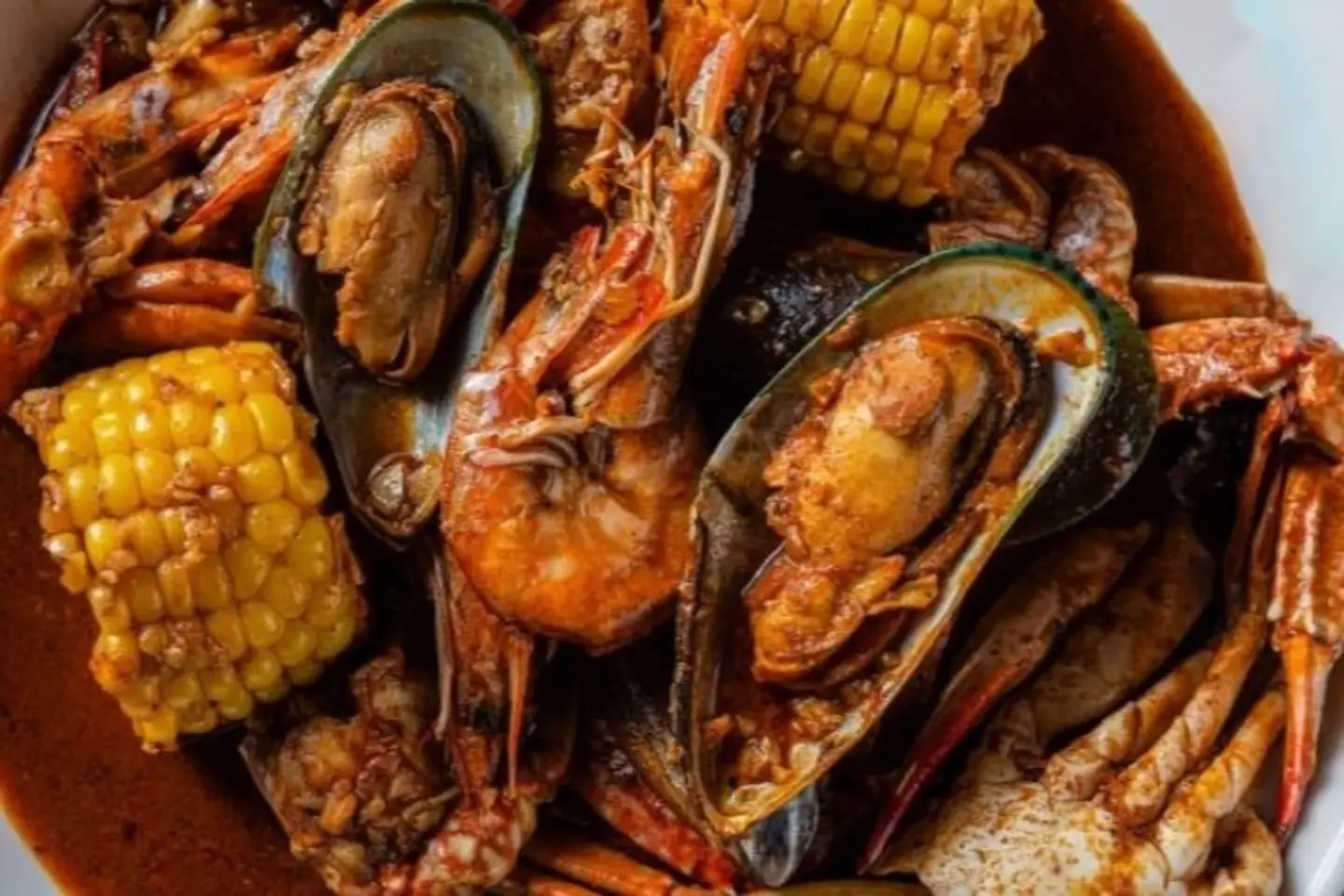 Mix Shrimp, Crab And Mussels