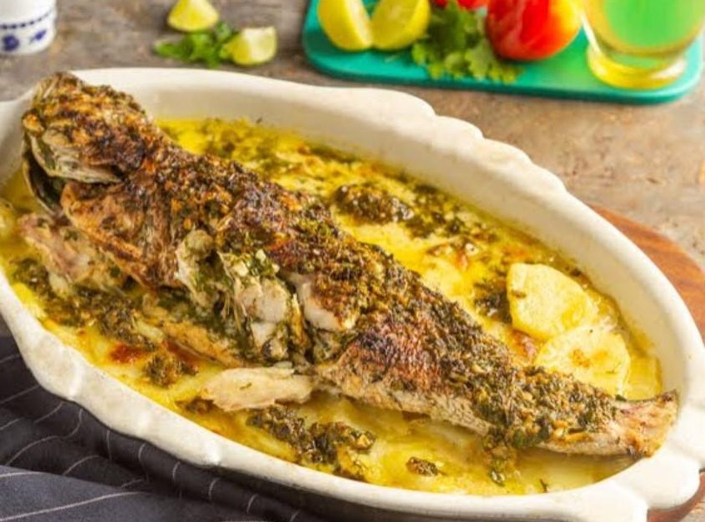 صينية بالبطاطس قاروص