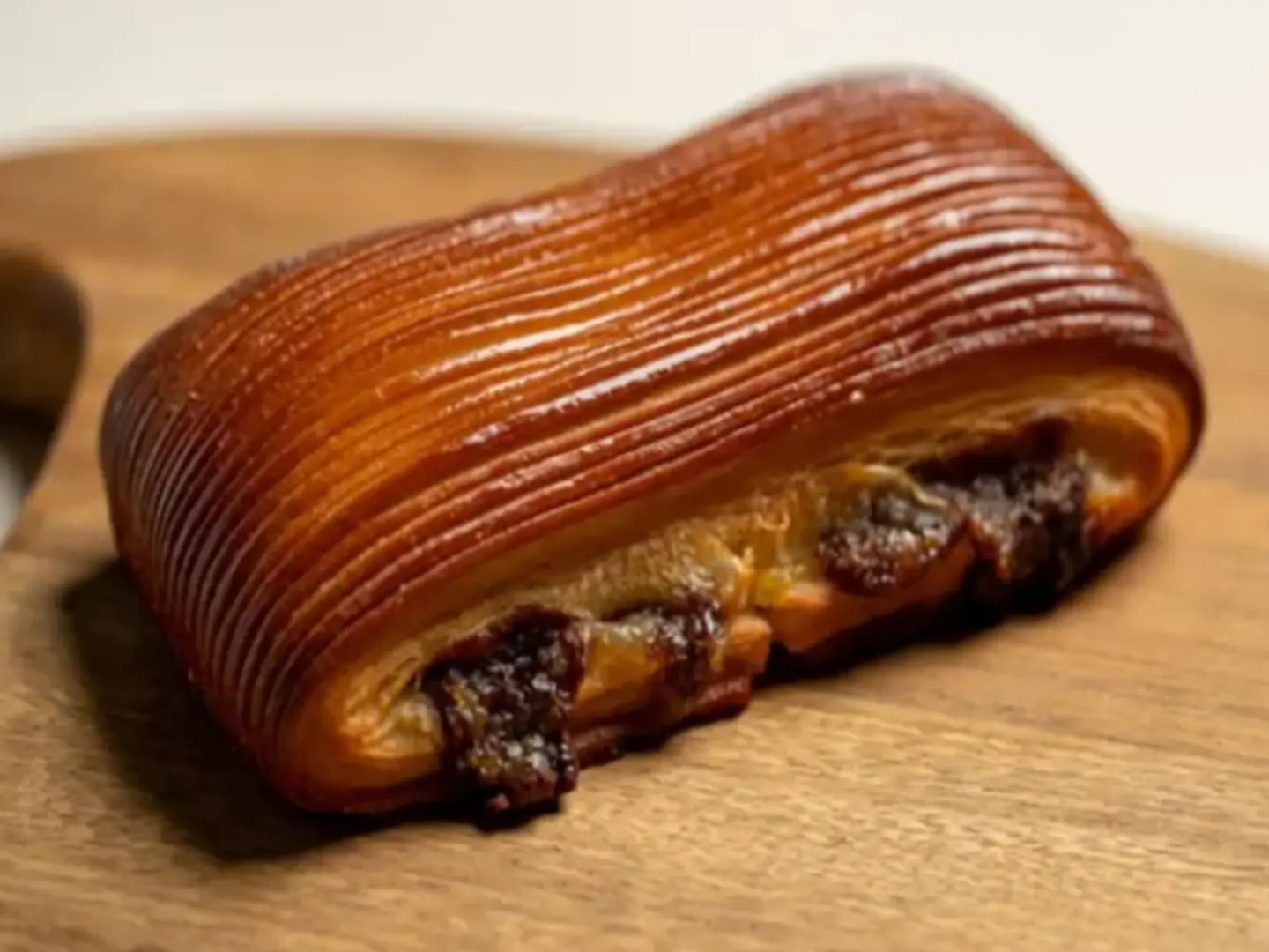 بان سويس كريمة باستري مع الشوكولاتة