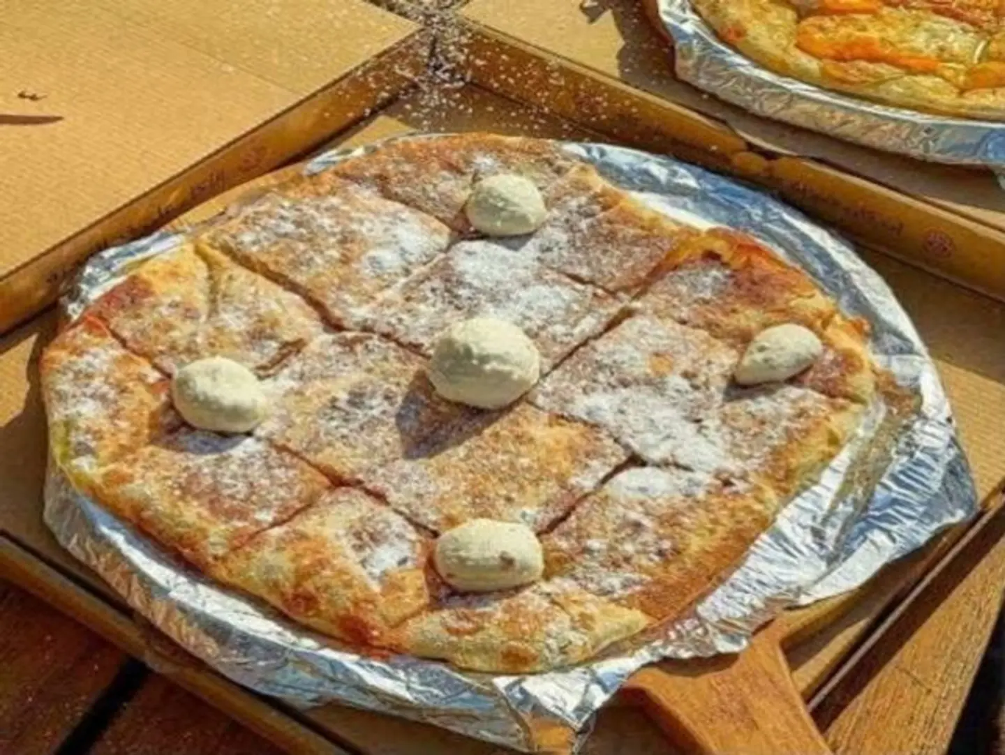 فطيره حلو قشطه وعسل