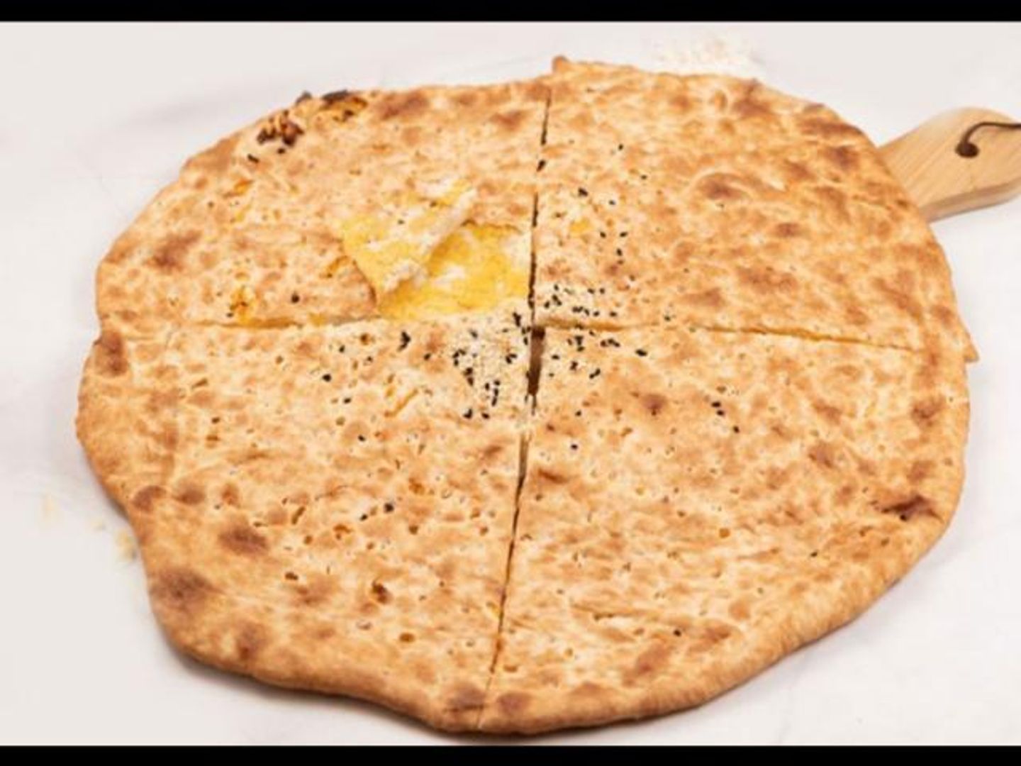 تميس بالجبنه والتمر
