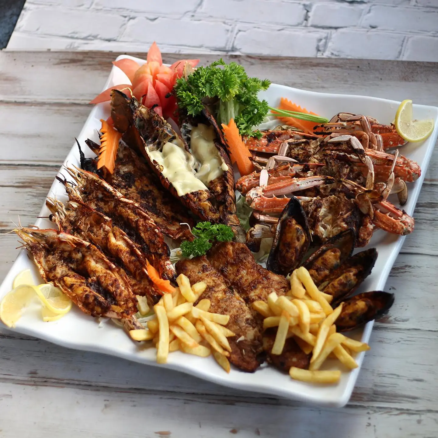 Mughlai Deep Sea Platter (L)
