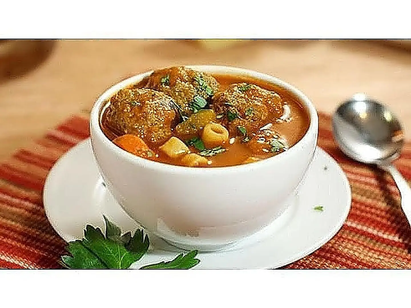 شوربة كرات اللحم الإيطالية