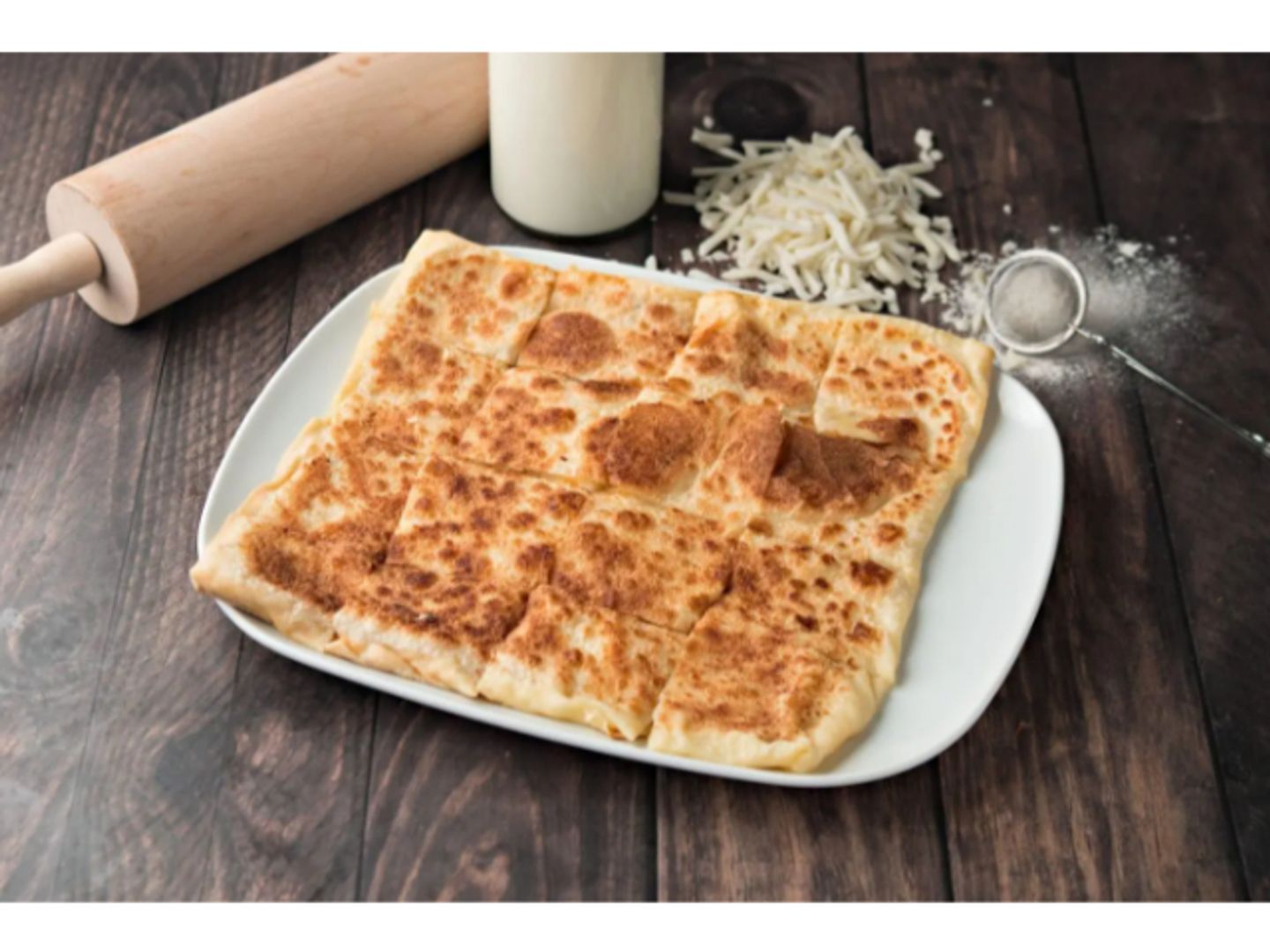 مطبق قشطة مع جبنة