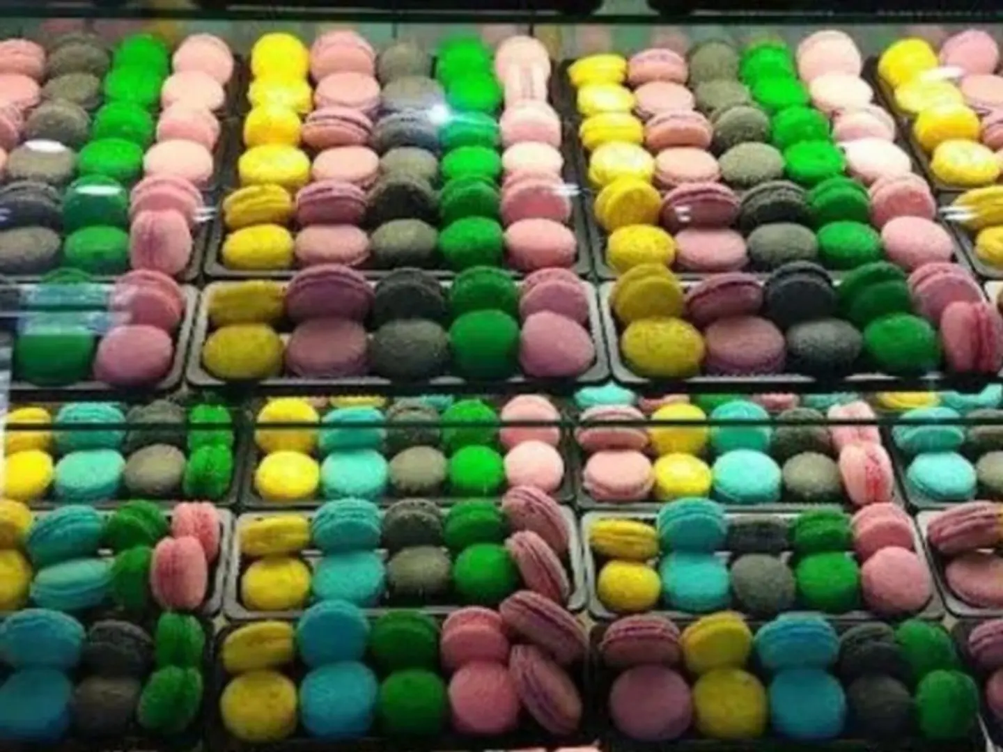 ماكرون(10 قطع)