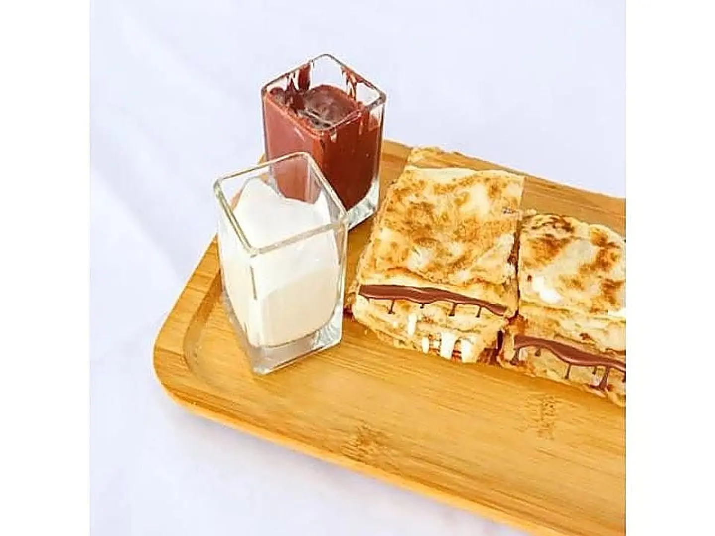 Mixed Cheese And Nutella Mutabbak