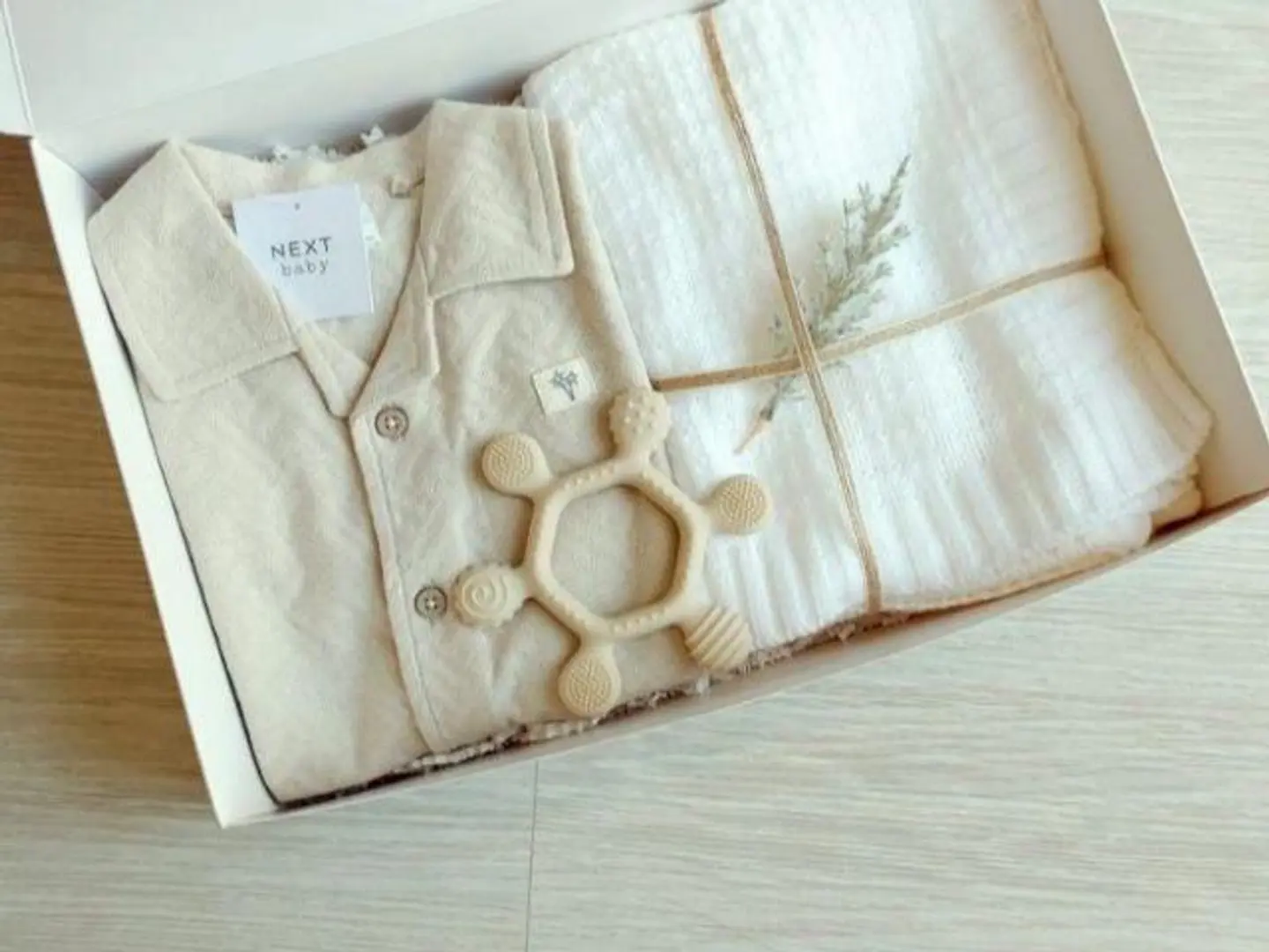 جمبسوت افوايت ولادي