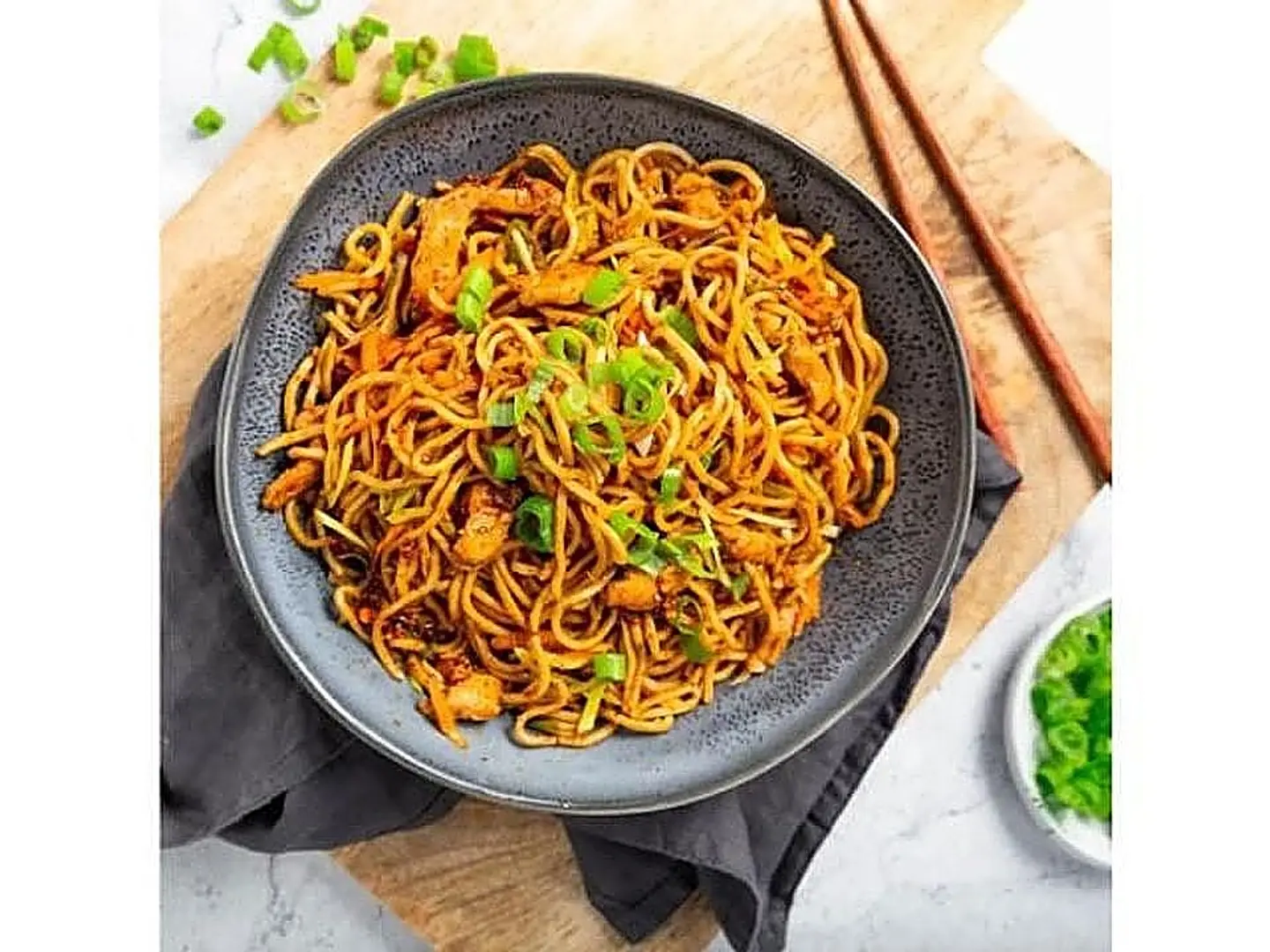 نودلز بيض بالخضار