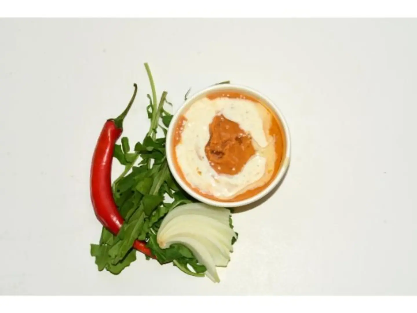 فول قلابة بالطحينة