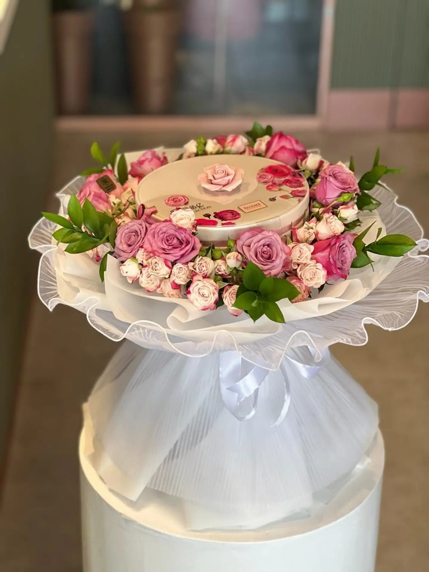 Luxurious Bouquet Of Orchard Chocolate And Natural Roses