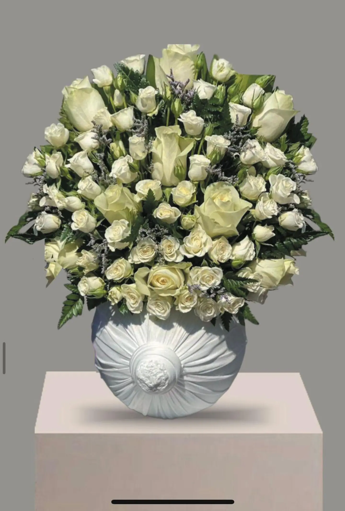 فازه ورد قماش