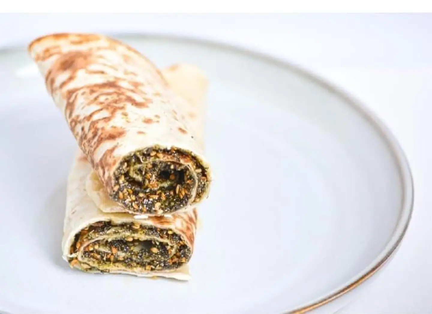 جباتي لبنة زعتر