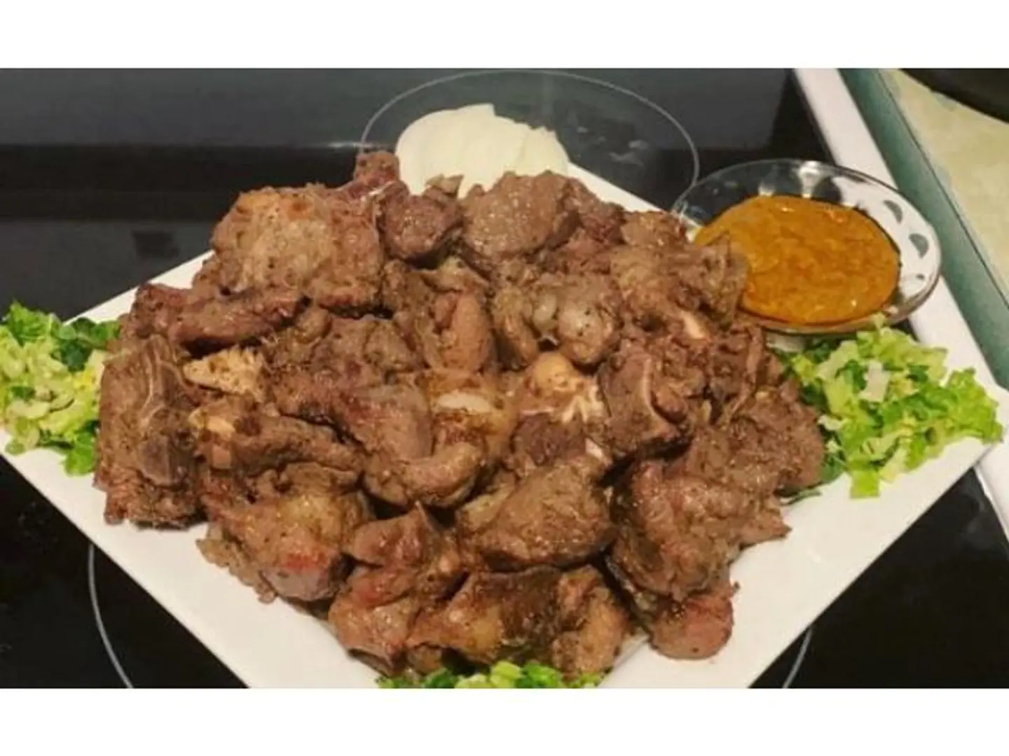 شية على الفحم نفر