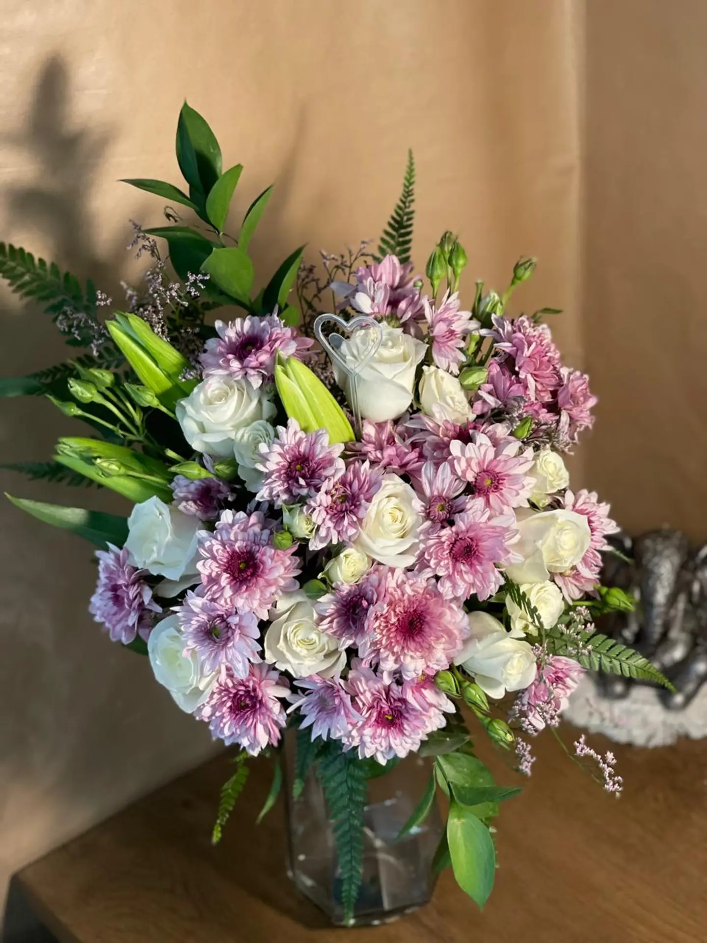 فازة ورد طبيعي