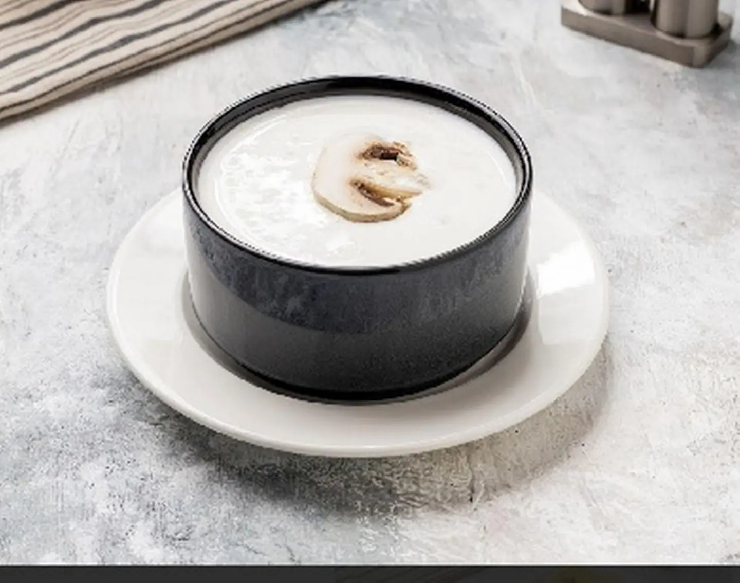 شوربة دجاج بالكريمة