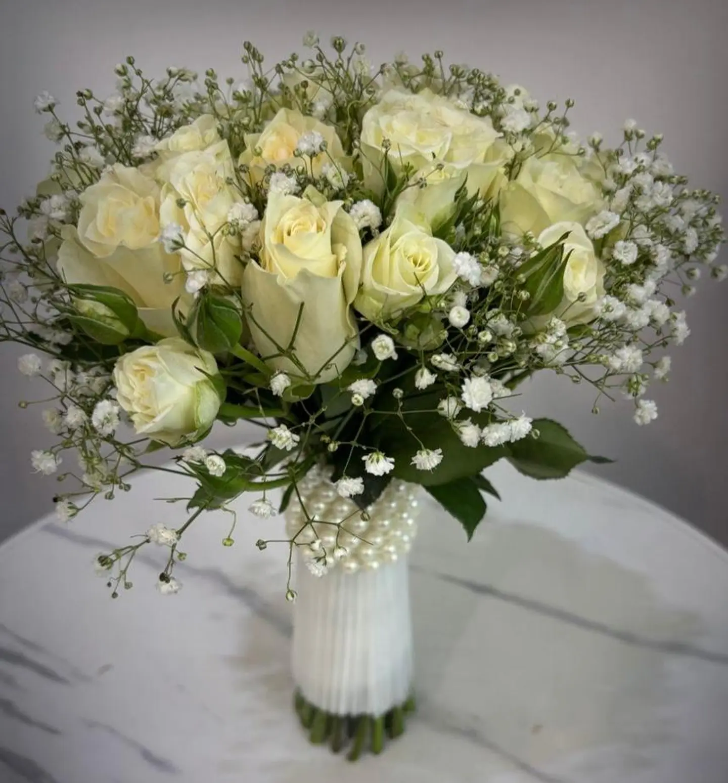 نقاء الورد الأبيض مسكه عروس