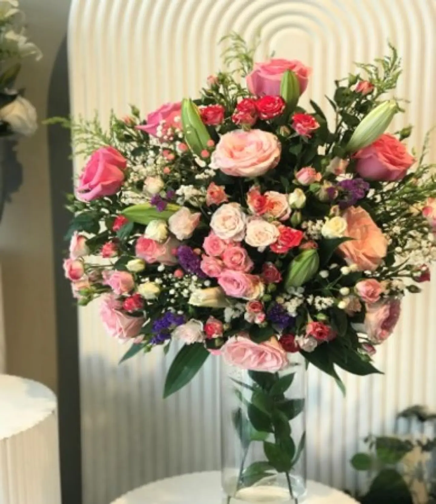 Orchid Rose Vase F1