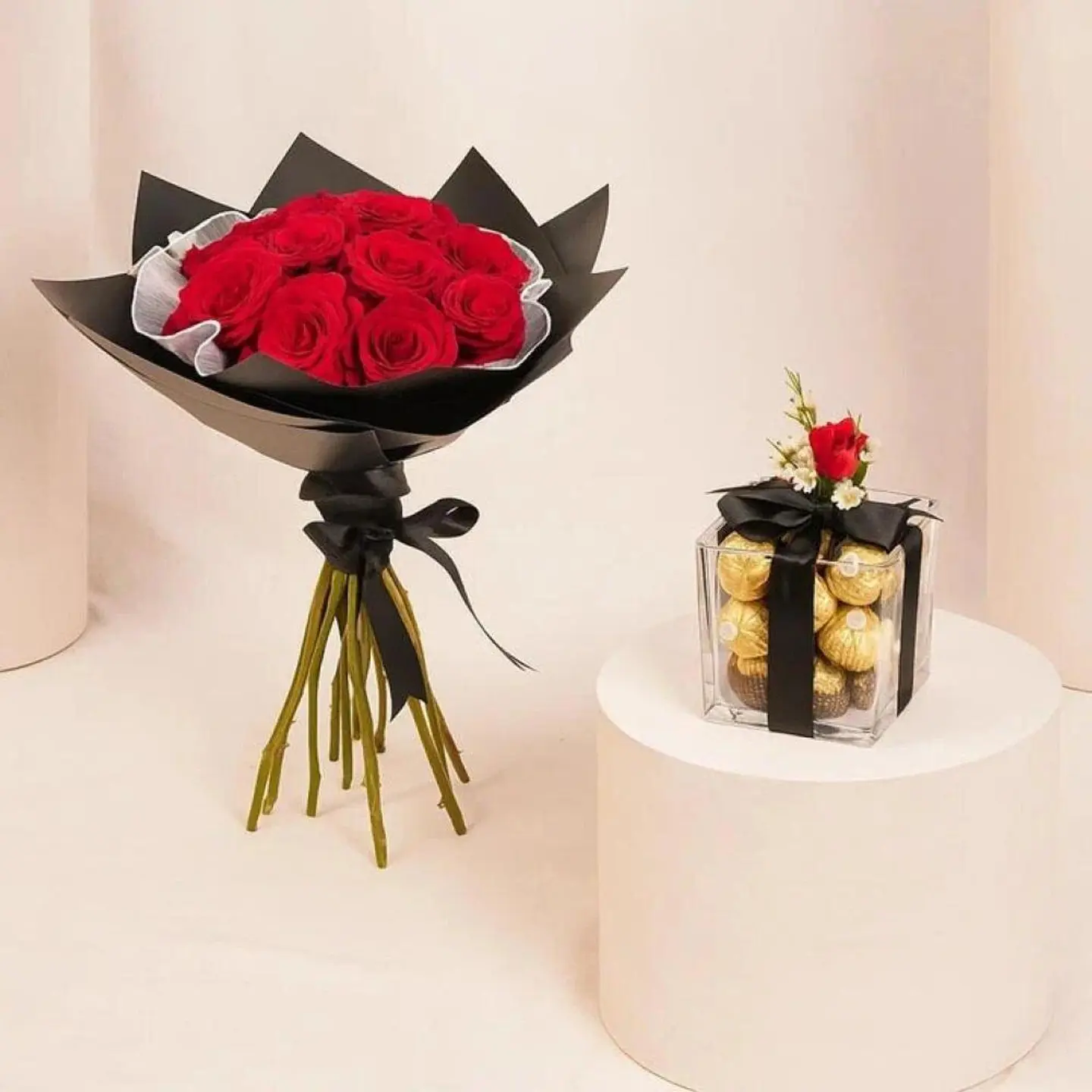 Love & Ferrero Rocher Chocolate Bouquet
