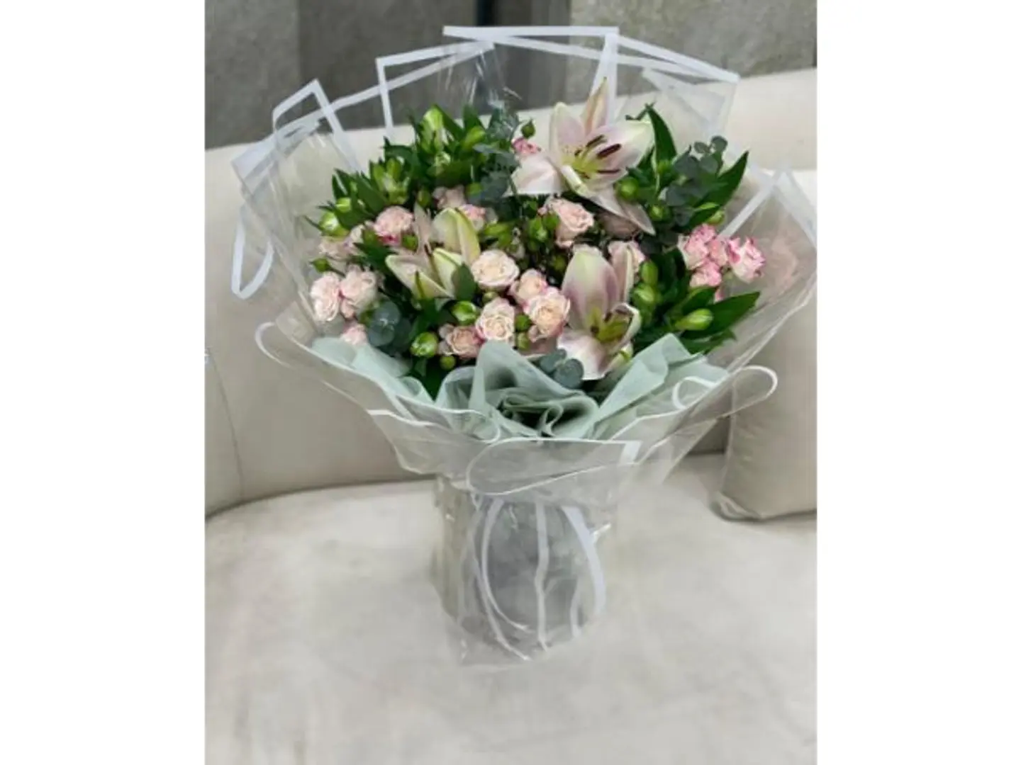 باقة ورد تغليف شفاف