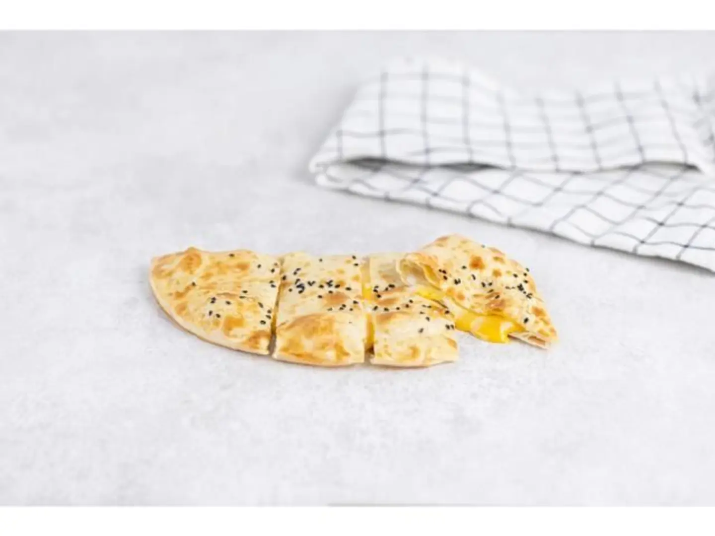 فطيرة حلومي