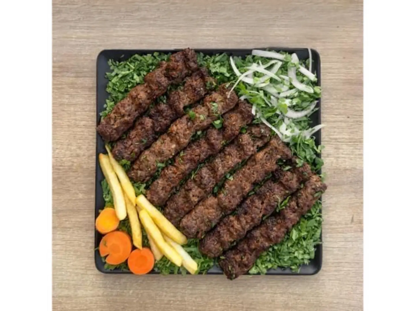 صحن كباب لحم 12 سيخ