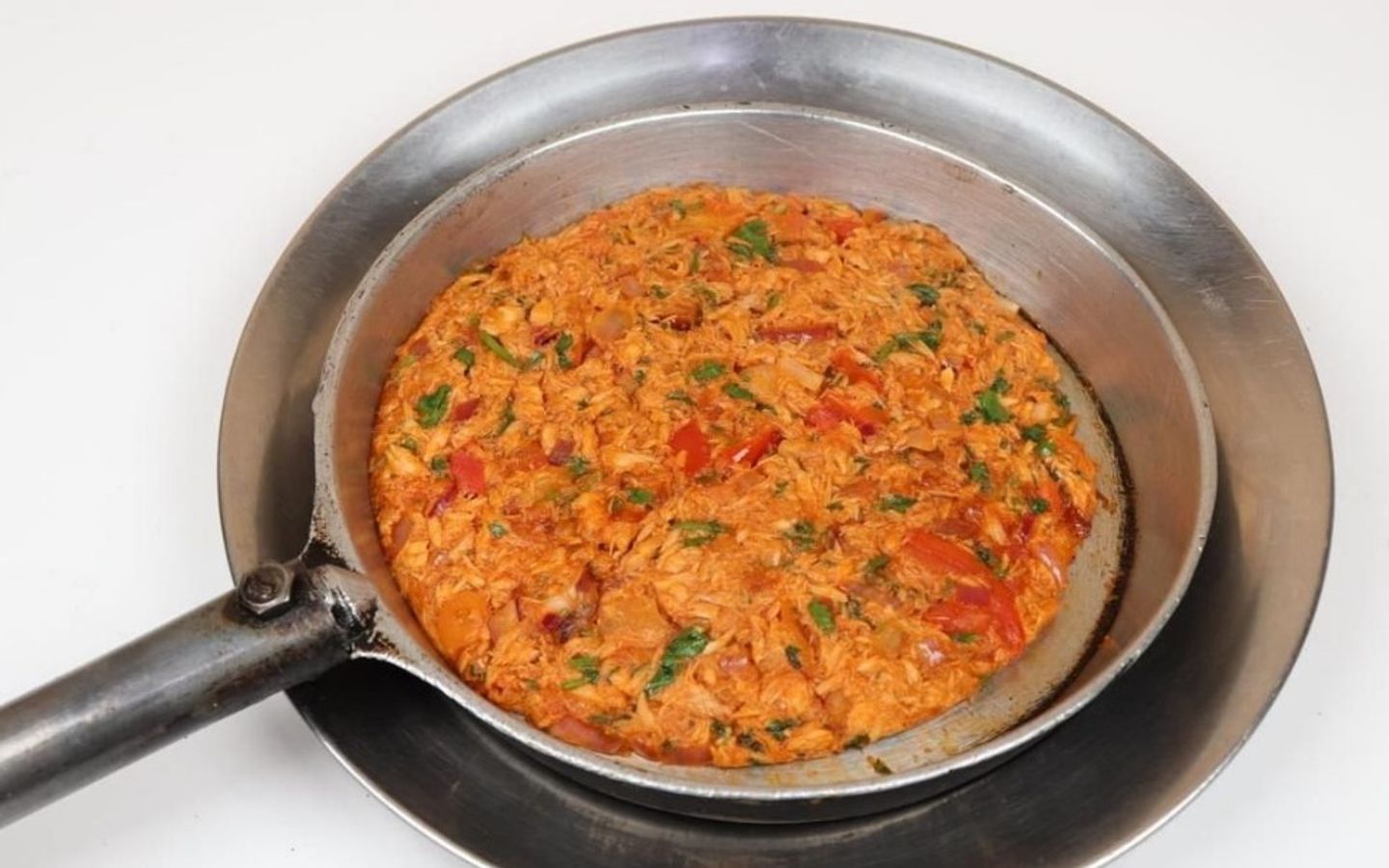 Tuna With Eggs
