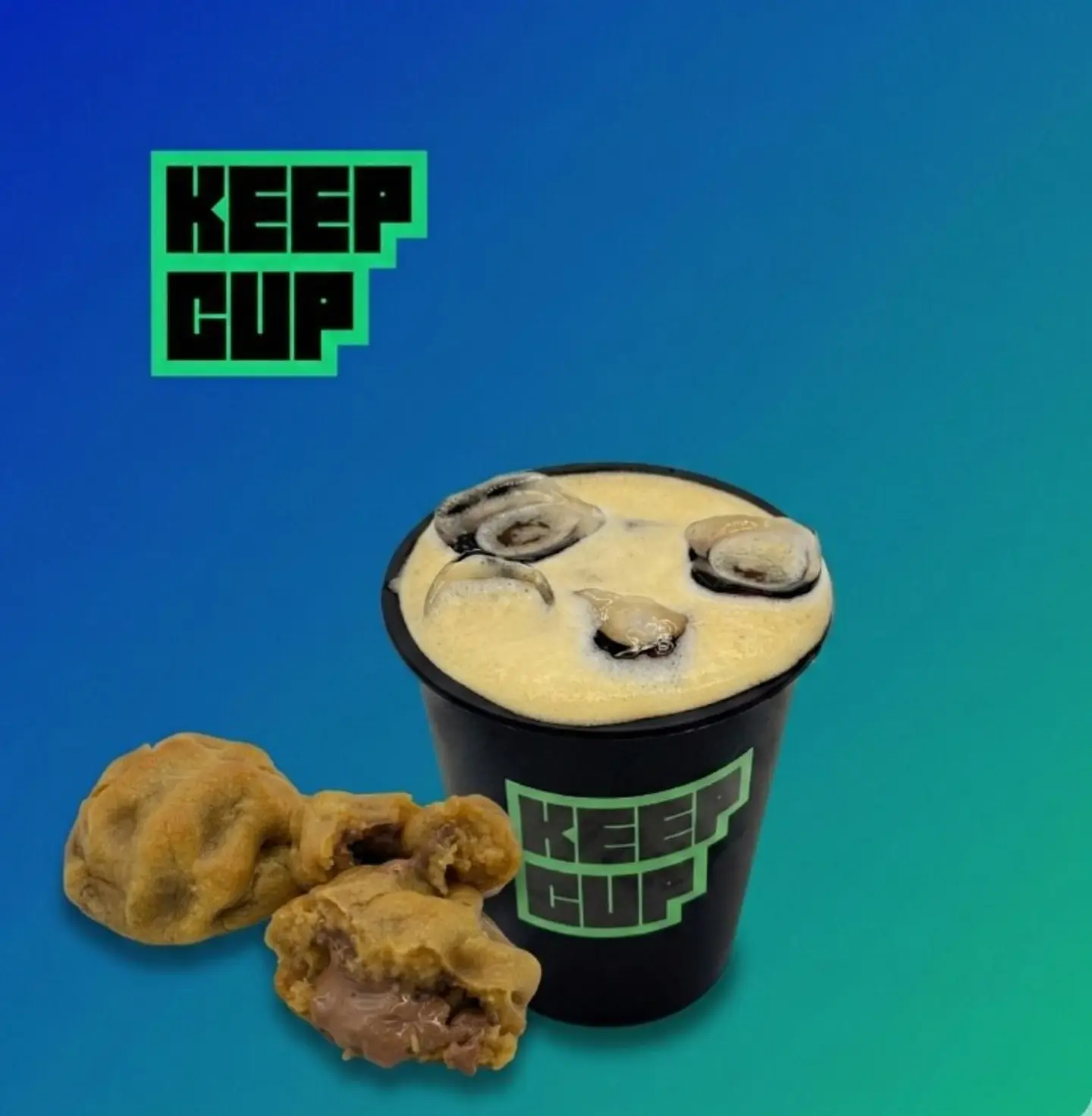 قهوة اليوم وسط وكوكيز