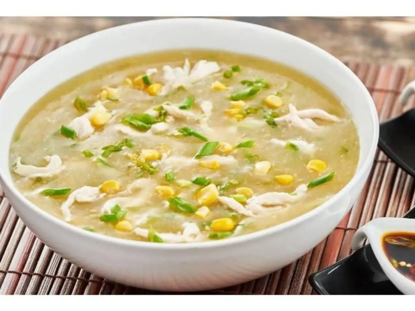 شوربة الذرة الحلوة بالدجاج