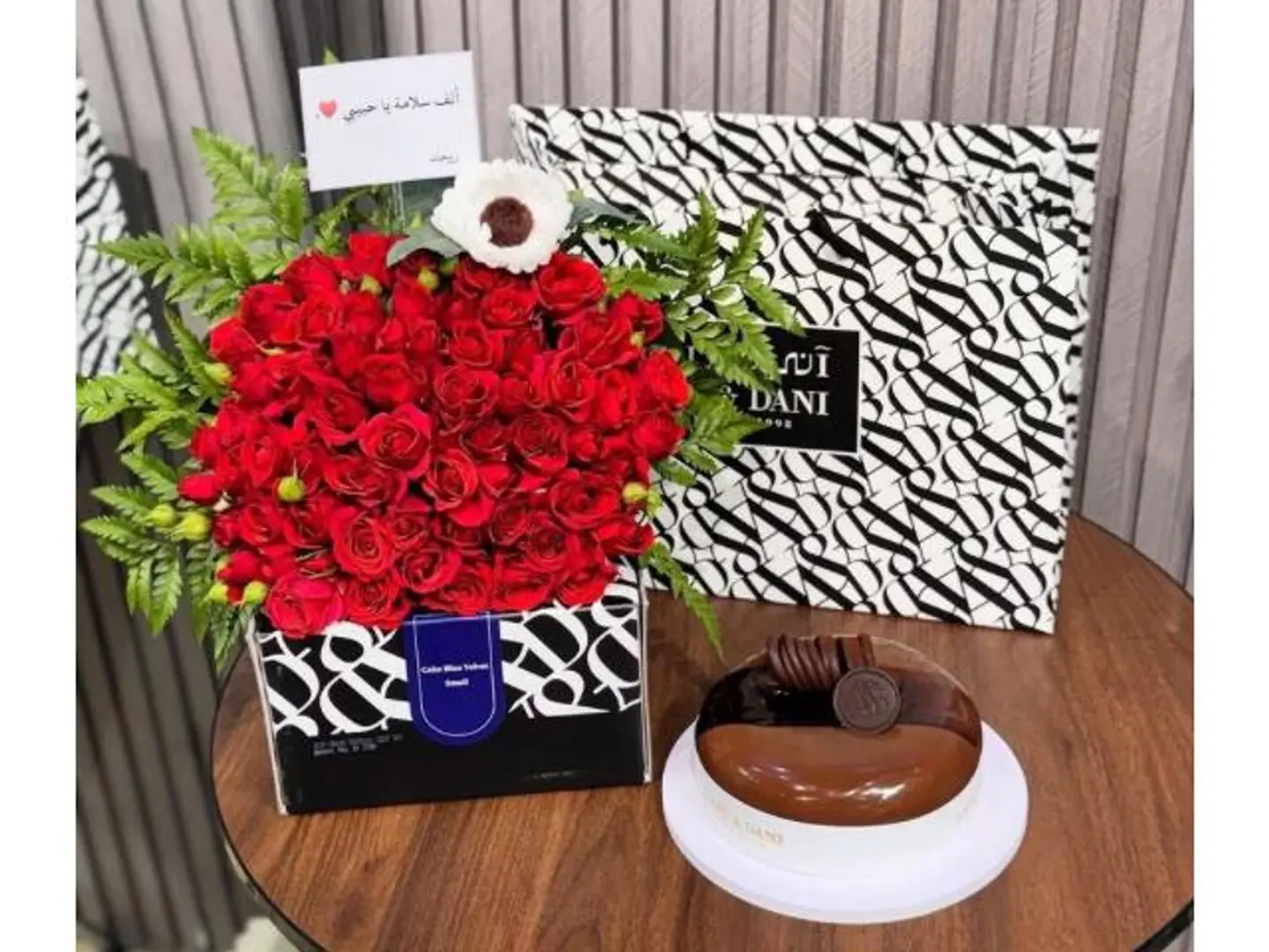 Rose Flower Arrangement With Ani & Dani Cake