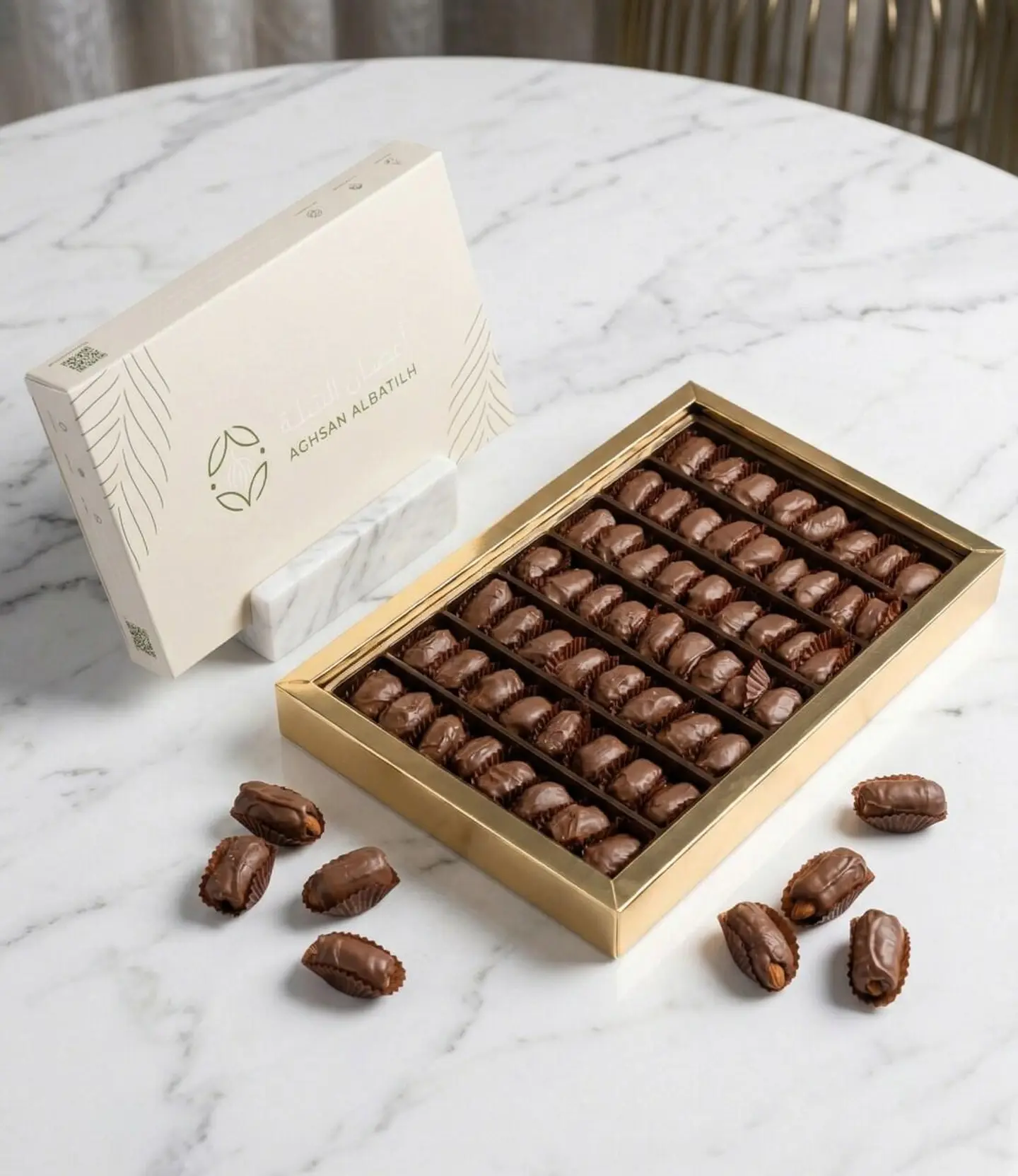Dates Box Stuffed With Almonds And Covered With Chocolate