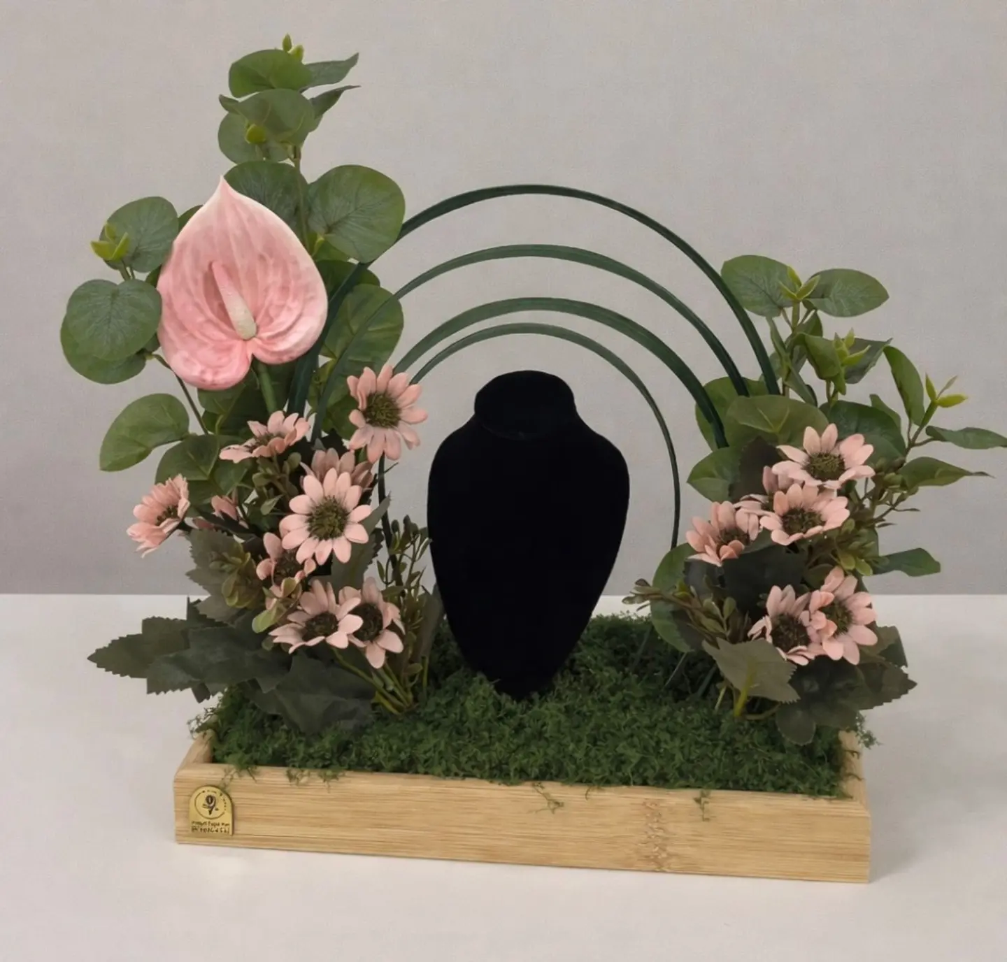 تنسيق ورد صناعي ٨