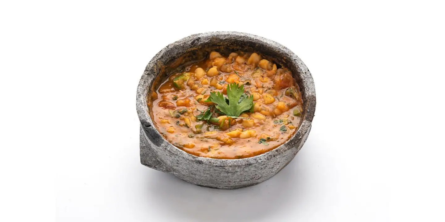 تونة وفاصوليا