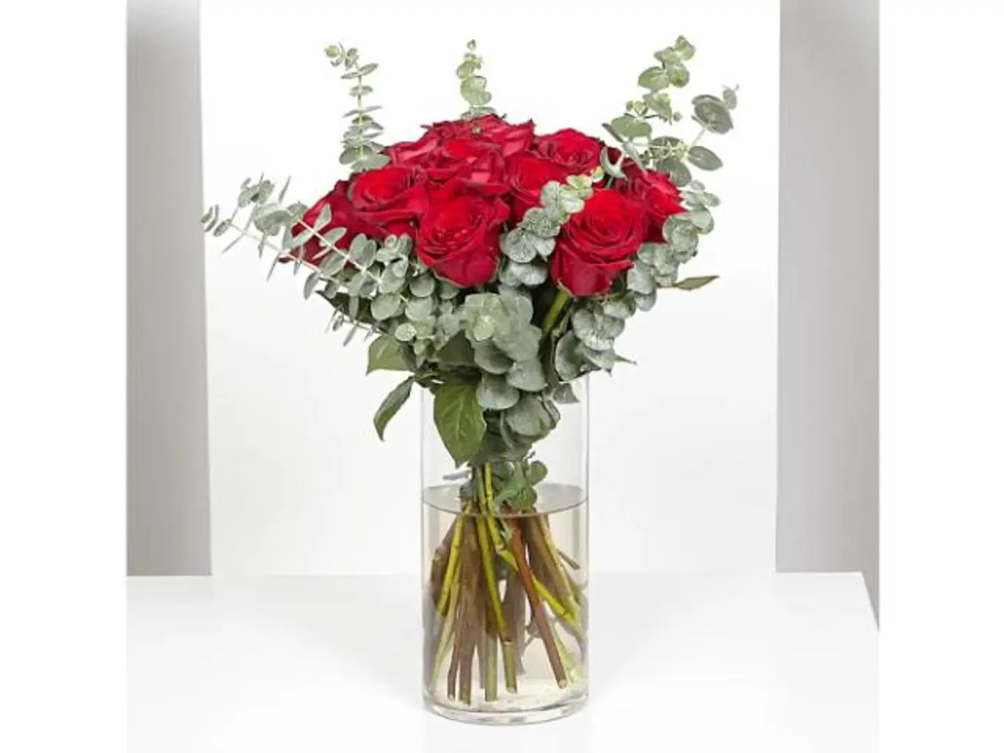 Vase True Love Is The Love Through Which You Feel Alive