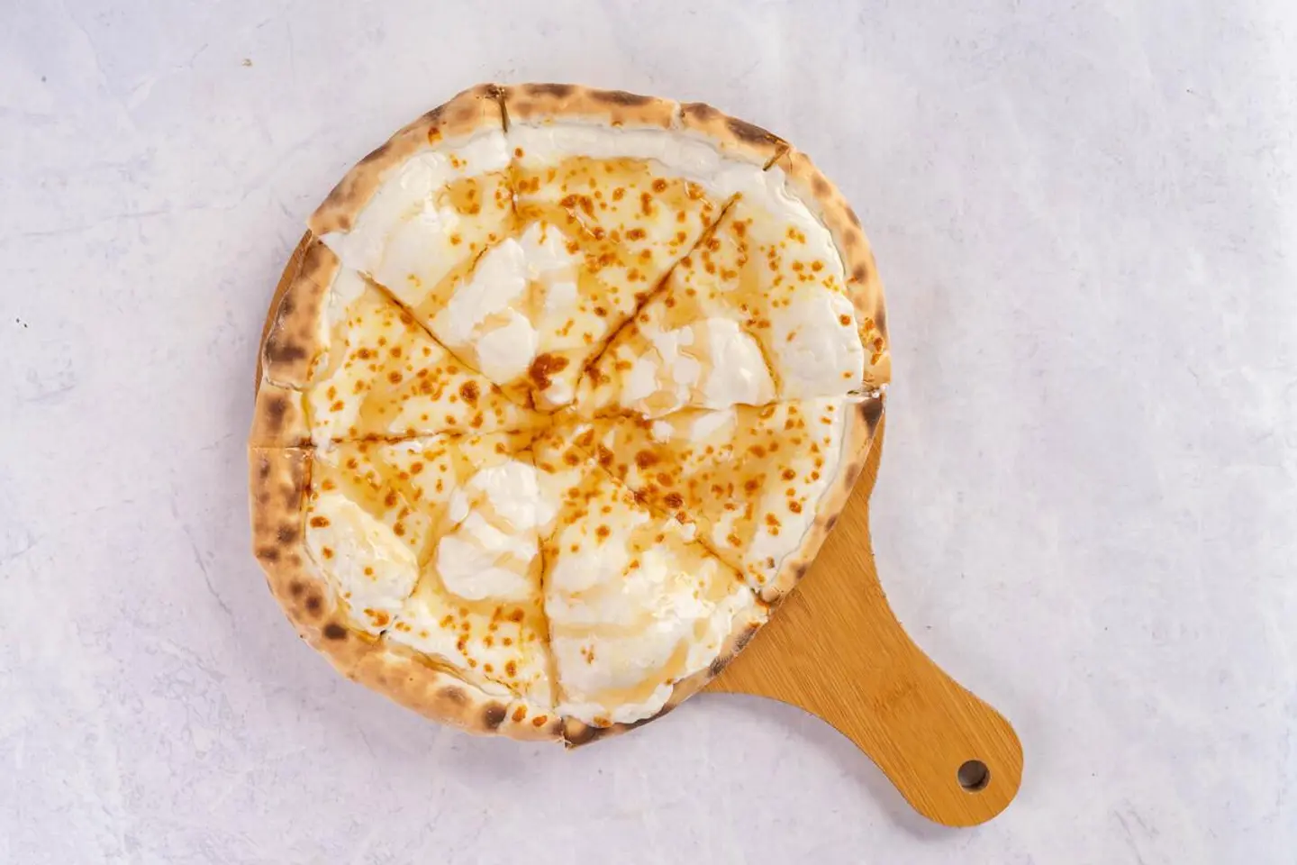 فطيرة جبنة كيري بالعسل