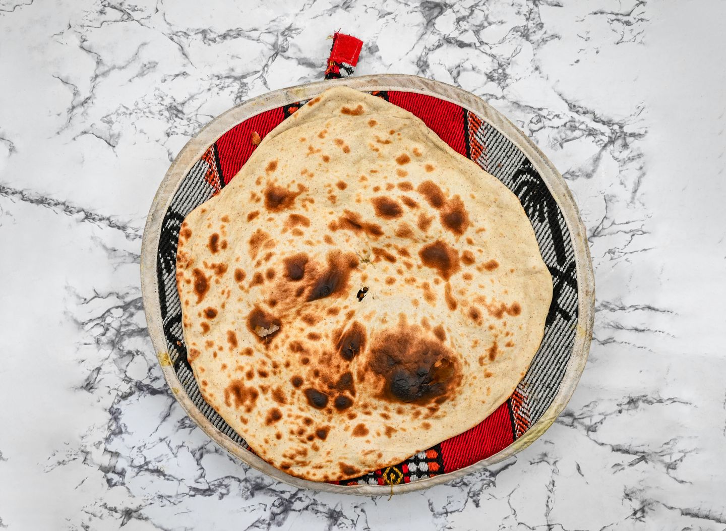 خبز عادي