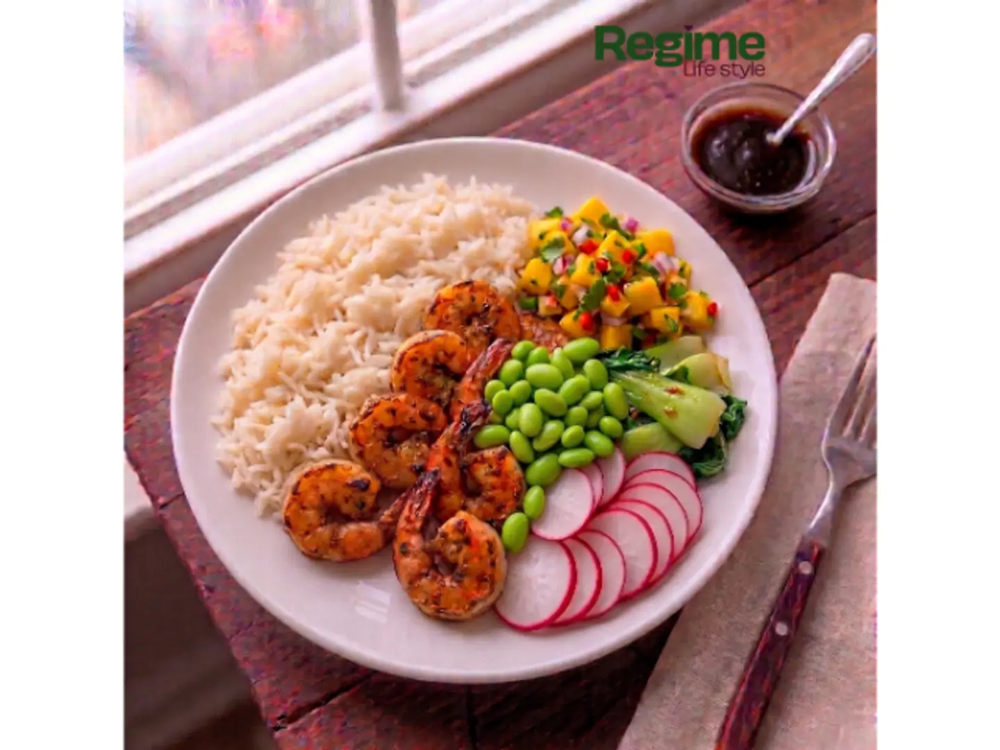 Garlic Shrimp With Herbed Rice