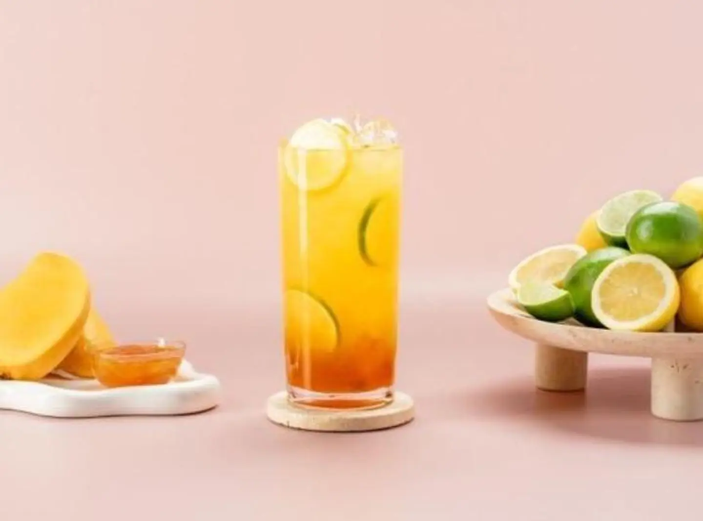 شاي الفواكه المميز