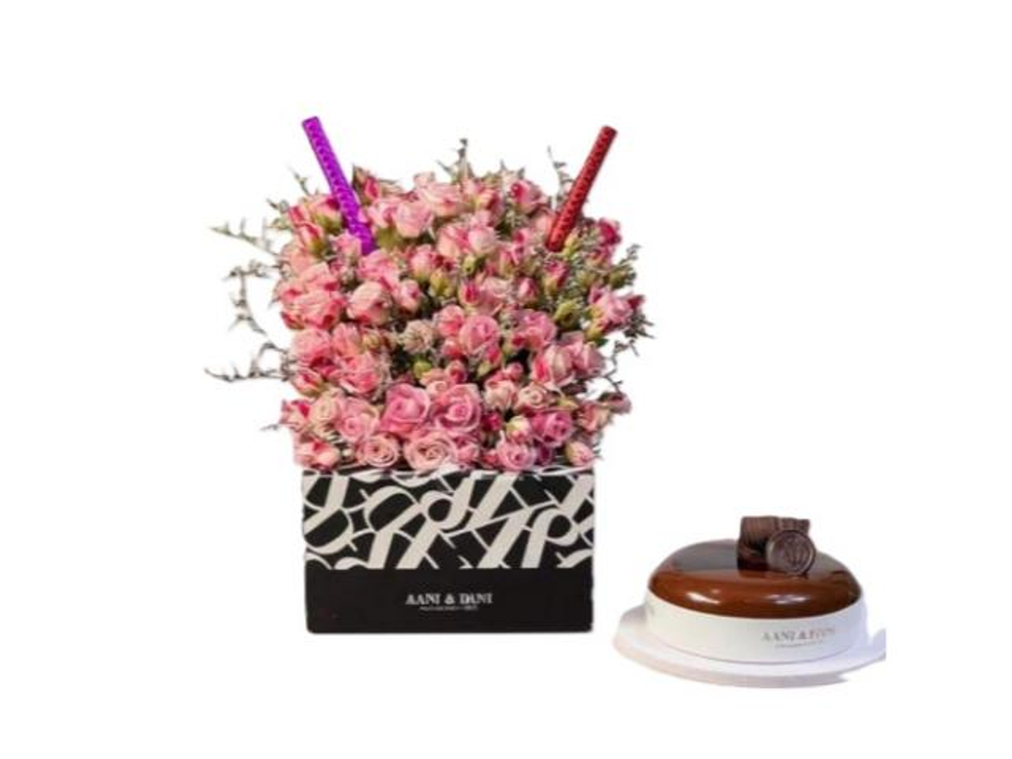 كيك اني وداني ورد يا ليتَ هذا الحُبَّ يعشقُ مرَّةً فيعلمُ ما يلقَى المُحبُّ من الهَجرِ