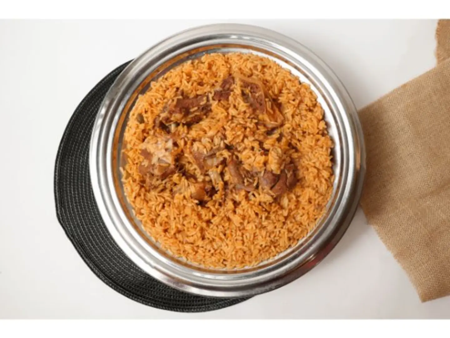لحم مضغوط مع الأرز